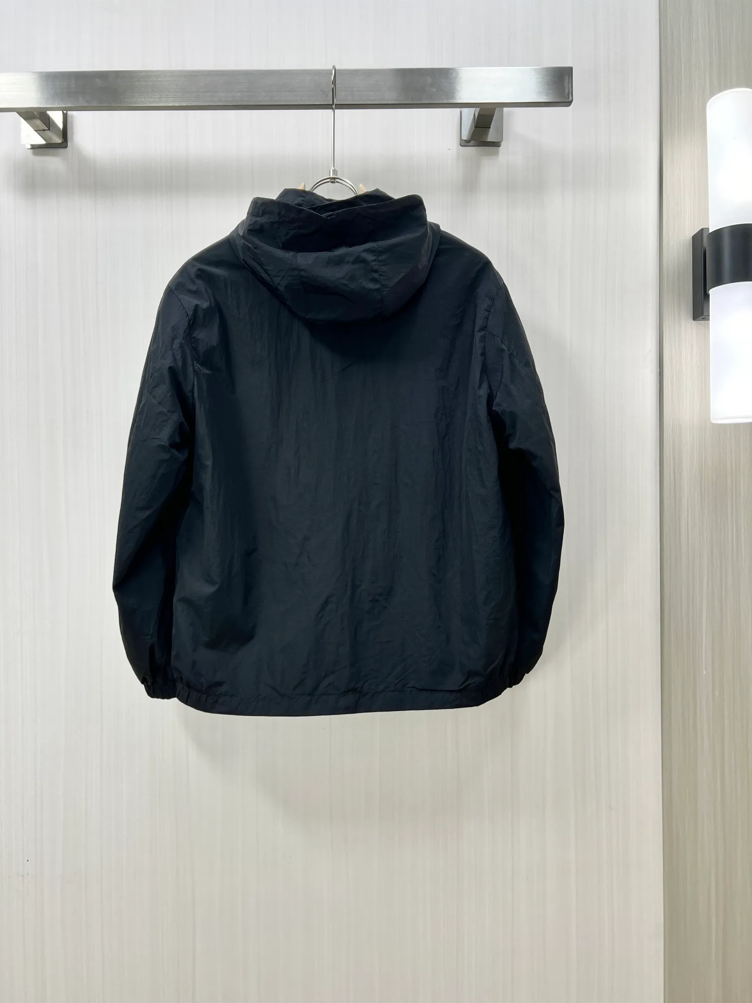 。MONCLER 2026FW ， ， 。 ， 。10 ， ， ， ， 。 ， ， ， ， ， ！ ， ， ， ， 。 ， ， ， 。 ， ！ ， Classic ！ ， ， ， 。 ， 。 HS。Sizes：M-3XL